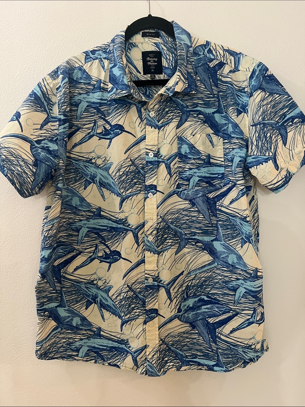 Artistry in motion Blue and Cream Shark-Print S / S Button Shirt XL slim fit
